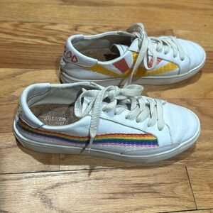 SOLUDOS RAINBOW WAVE SNEAKER 🌈 size US 6.5